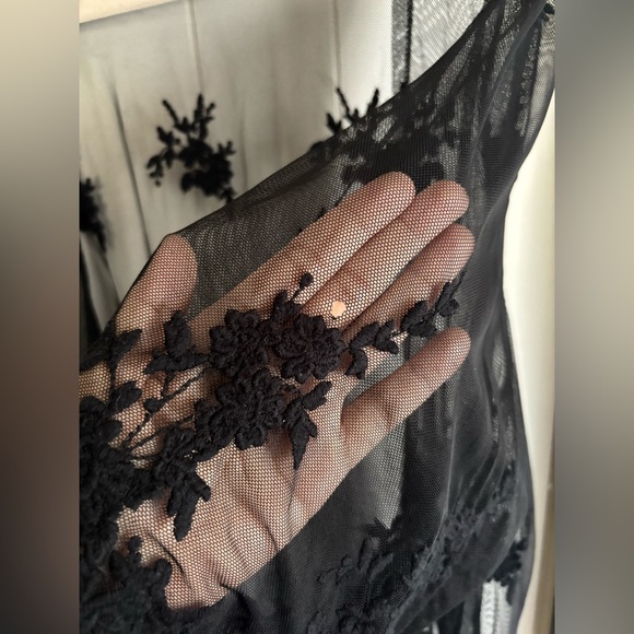 Torrid Embroidery Mesh Kimono size 1 - Picture 12 of 12